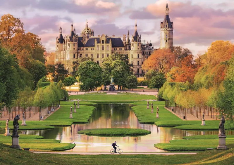 Photo Odyssey: Schwerin Castle. Germany