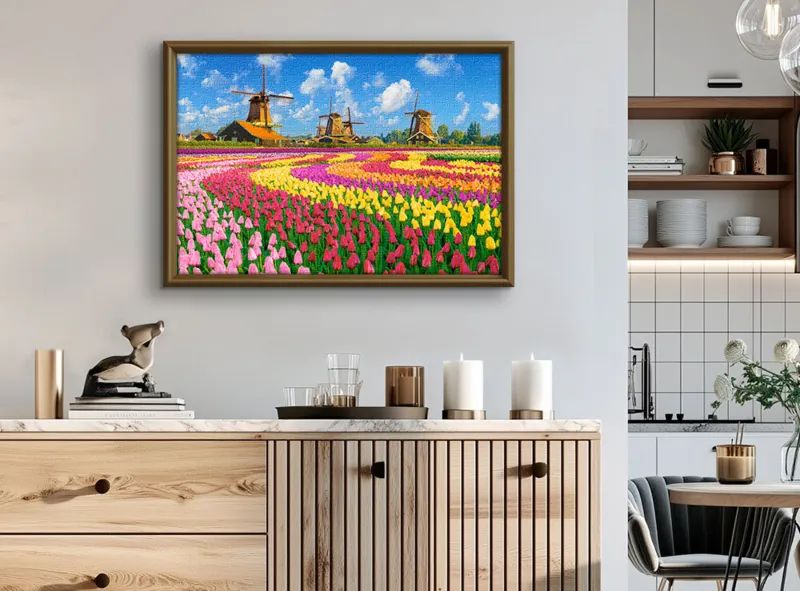 Windmühlen im Tulpenmeer